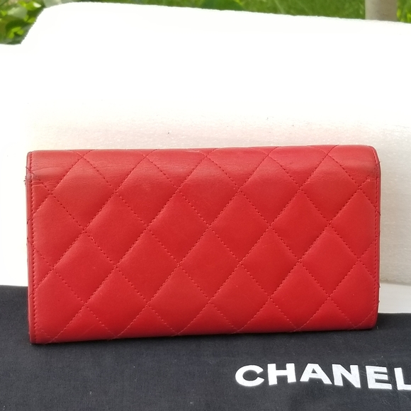 Auth CHANEL Lambskin Quilted Large Flap Wallet  in Red - Picture 14 of 16
